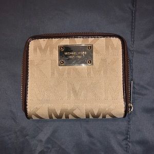 SOLD Michael Kors wallet